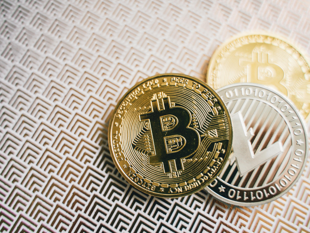 Kryptowährungen » Chancen und Risiken bei Bitcoin & Co | Erste Sparkasse